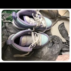 Nike Air Jordan 1 Mid Purple Aqua Shoes 554724-500 boys 11c smoke free